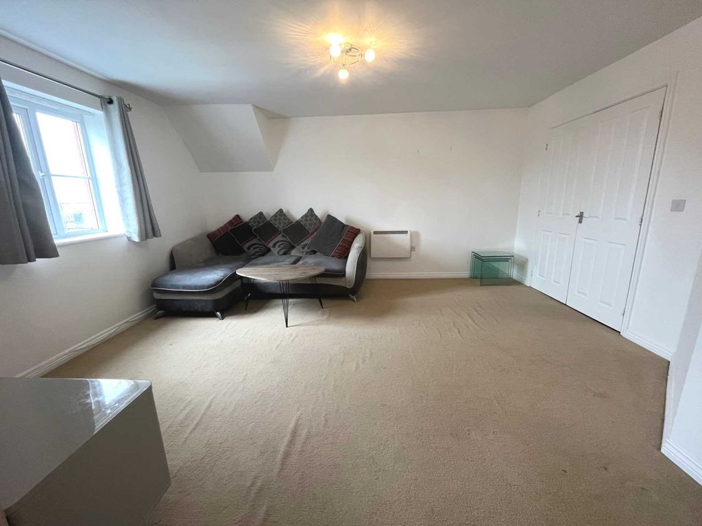 Property photo 3 of 9