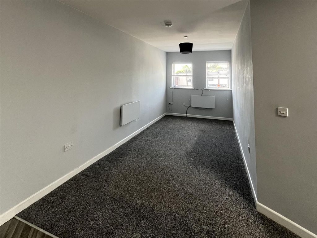 Property photo 2 of 6 3.Jpg