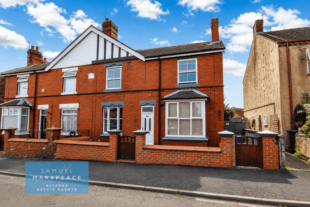 Property photo 1 of 18 Large Three Bedroom Semi Detached Property To Let!