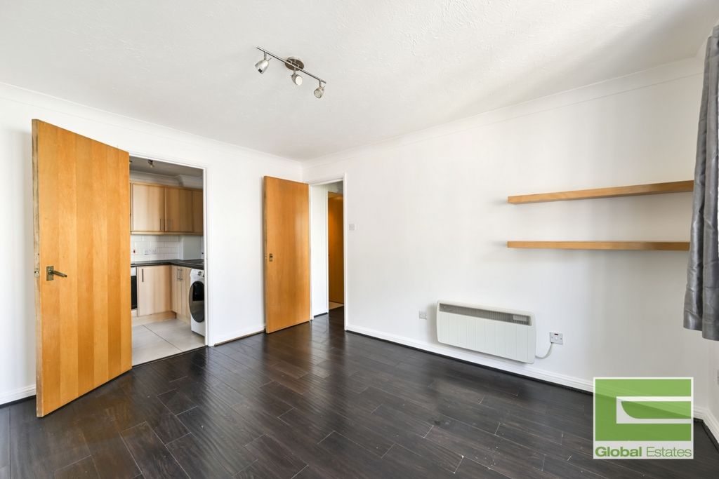 Property photo 2 of 12 Photo 11