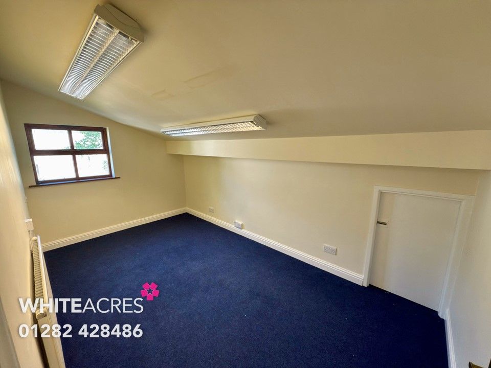 Property photo 2 of 11 Photo 11