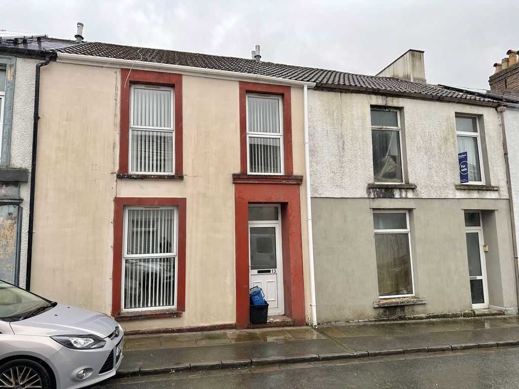 Property photo 1 of 13