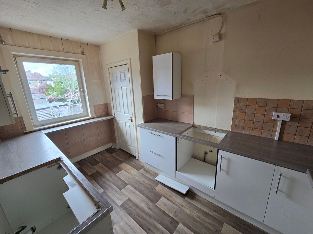 Property photo 3 of 12 3