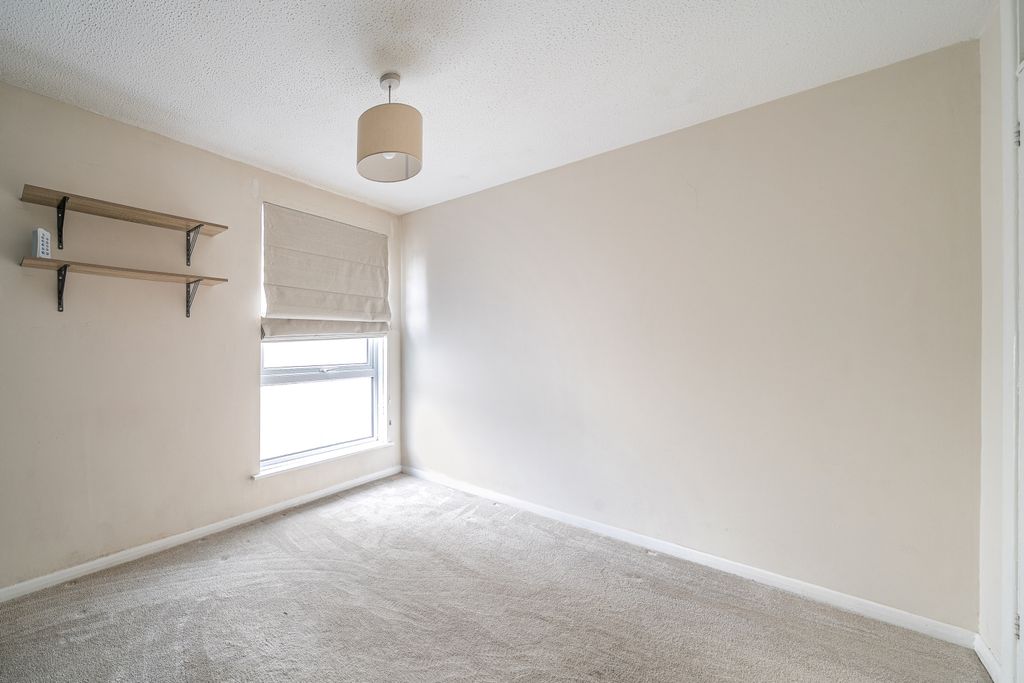 Additional image 12 of 2 bed flat for salePortland Court, Victoria Road, Barnstaple, Devon EX32
