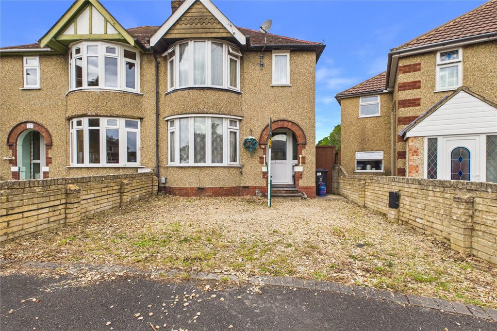 Property photo 1 of 17 Picture No. 04