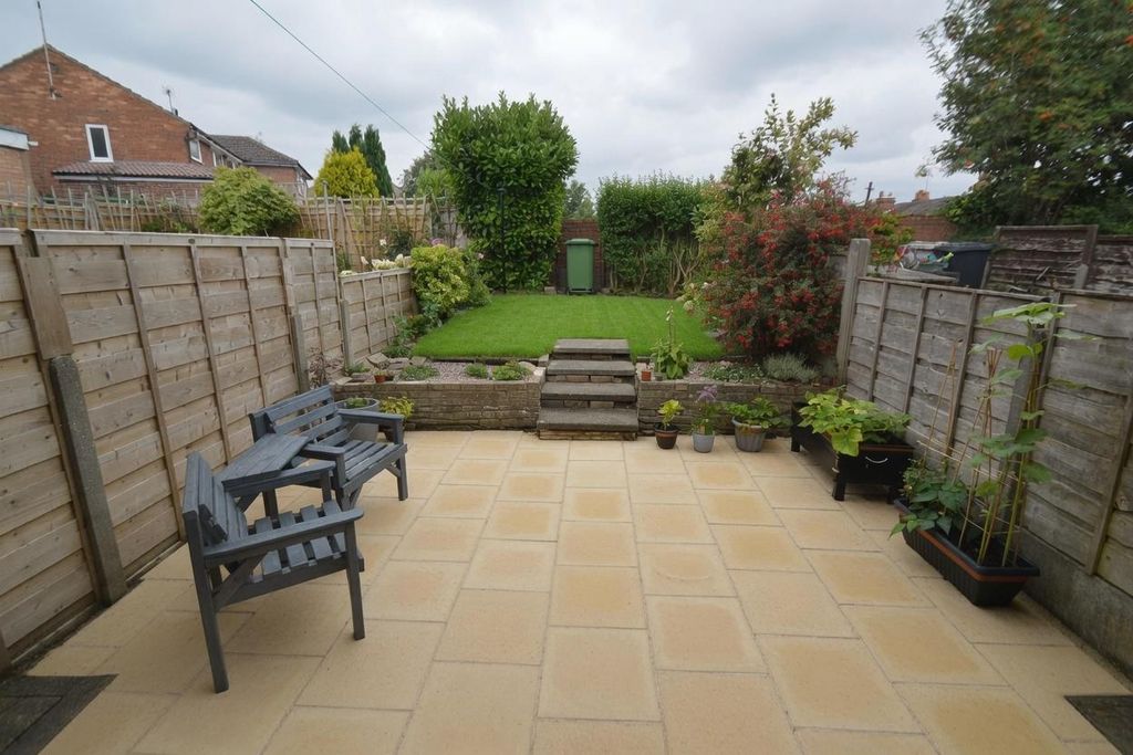Property photo 2 of 3