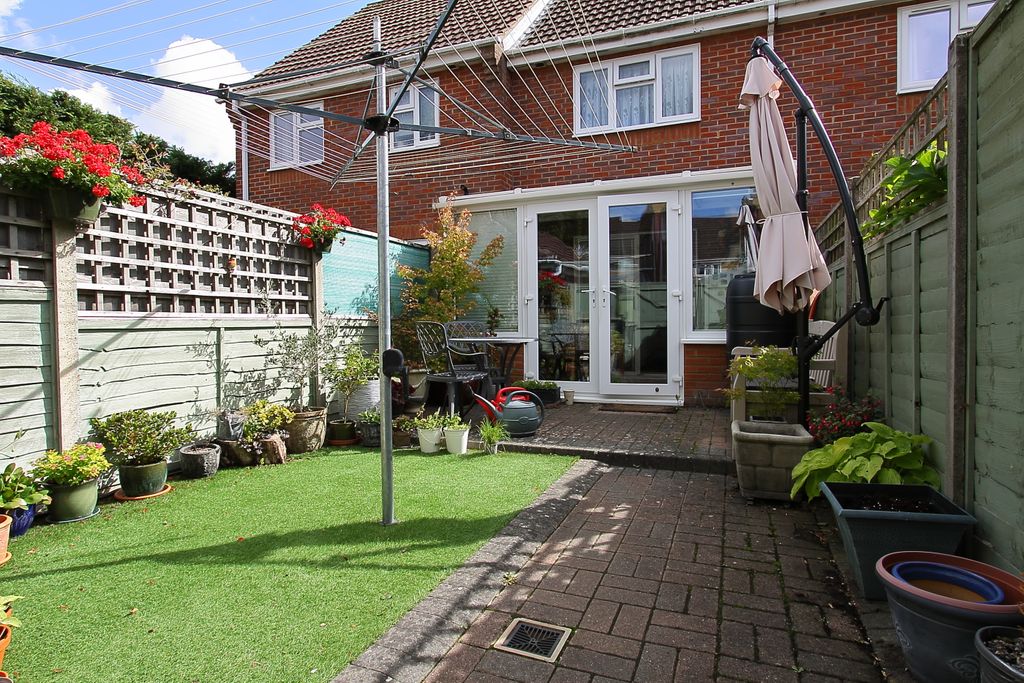 Property photo 2 of 13
