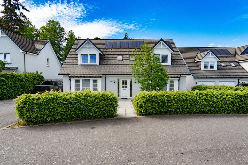 Property photo 1 of 49