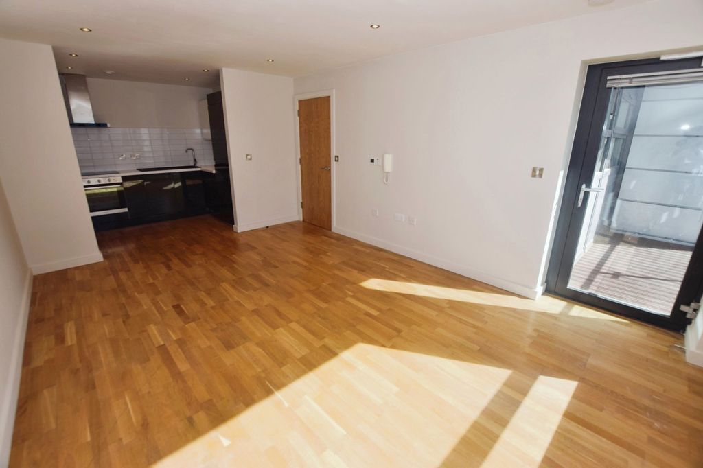 Property photo 3 of 27 Picture No. 47