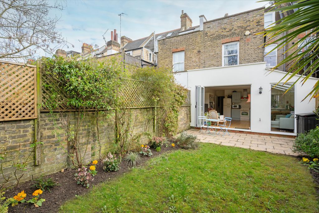 Property photo 3 of 14 Image