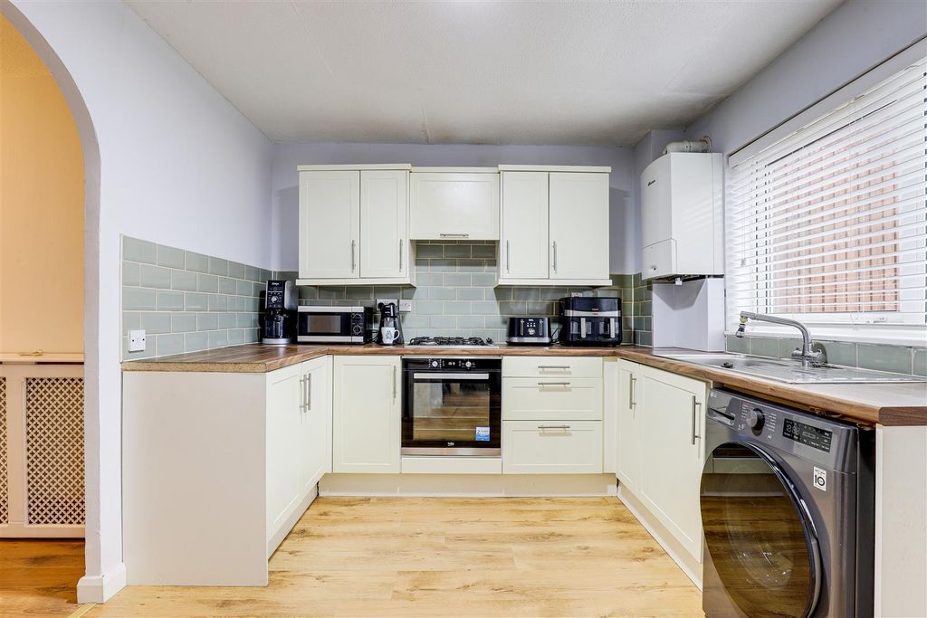 Property photo 3 of 26 Img_2854-Img_2858.Jpg