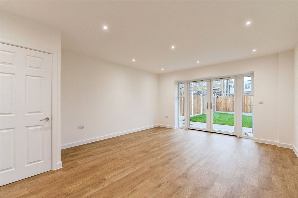 Property photo 1 of 21 Picture No. 44