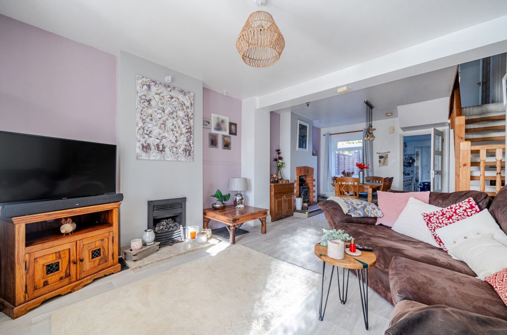 Property photo 2 of 19 1429241-14-69Baea...