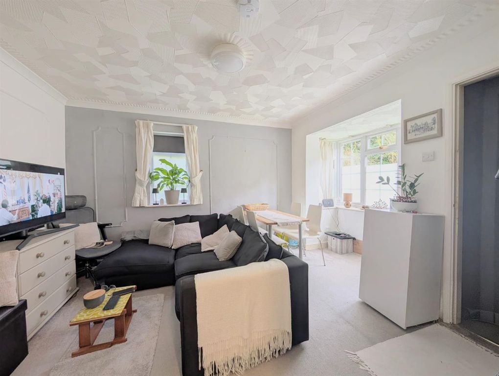 Property photo 2 of 10 2.Jpeg