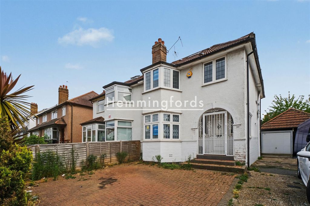 Property photo 1 of 16 Crest Road Nw2-1.Jpg