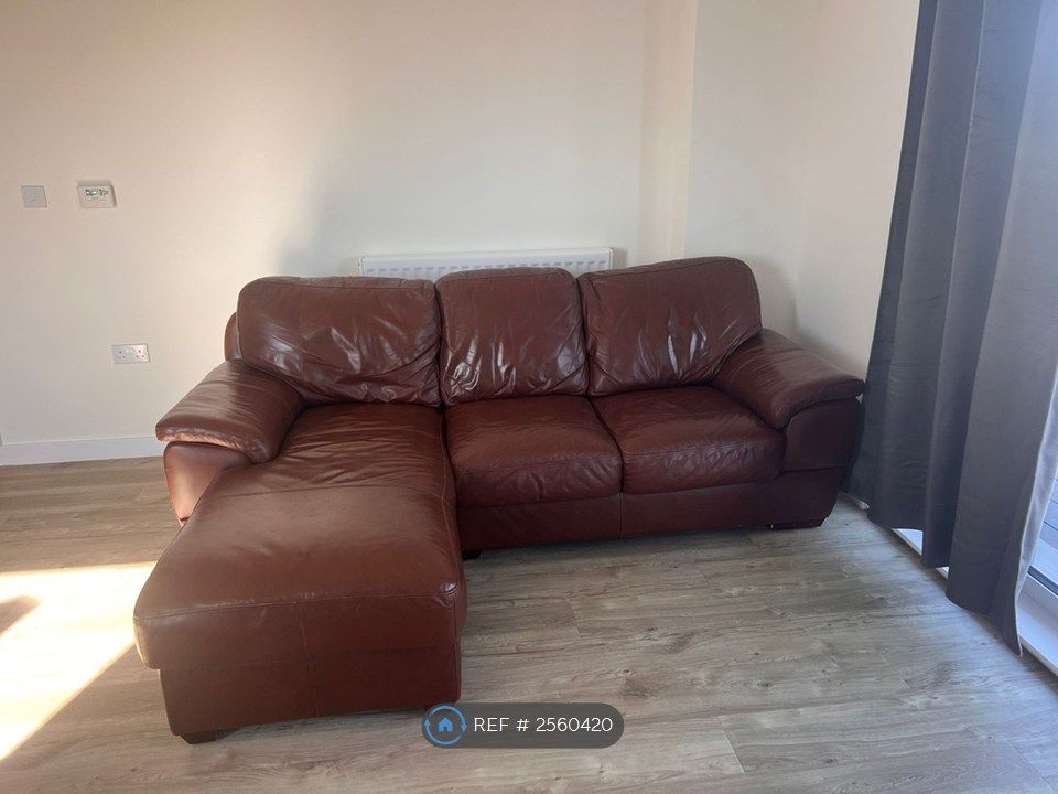 Property photo 3 of 11