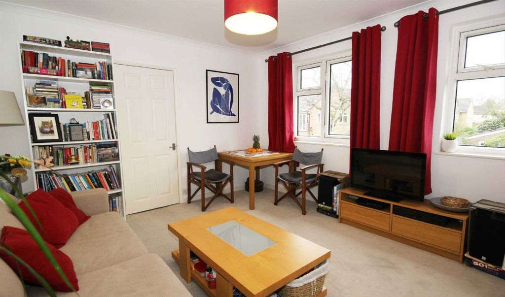Property photo 2 of 5