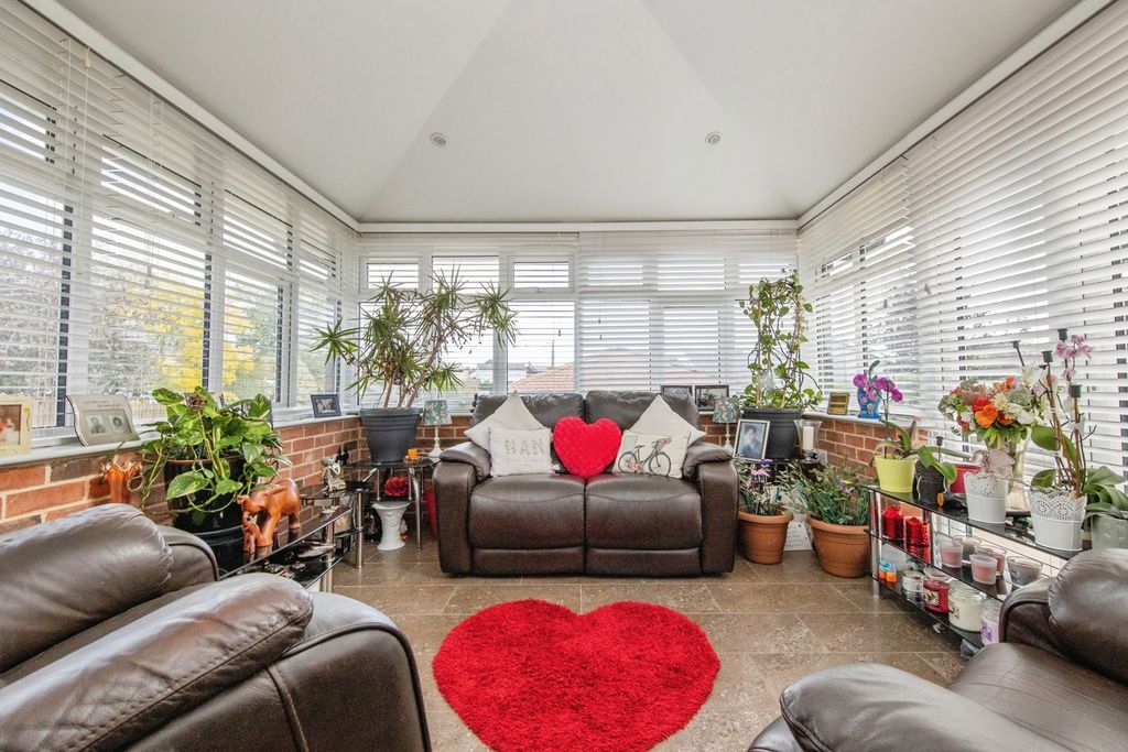 Property photo 1 of 17 Photo