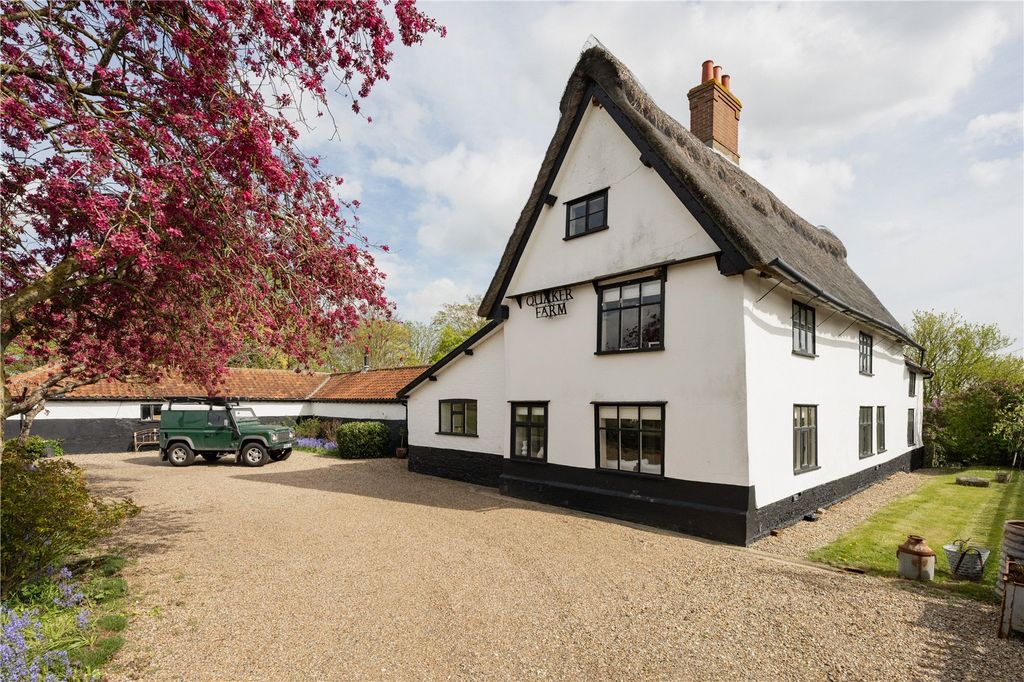 Property photo 2 of 20 Quaker Farm