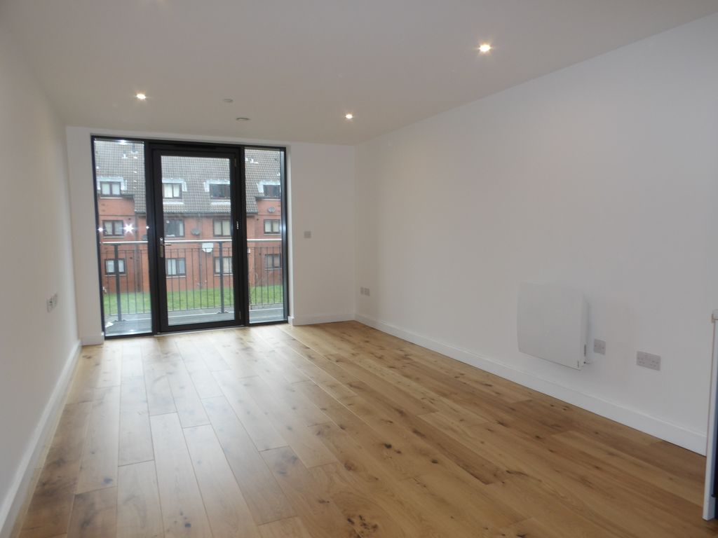 Property photo 2 of 8 Living Area