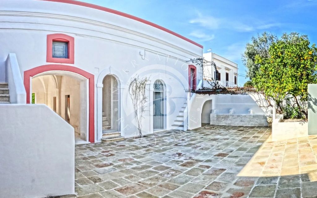 Property photo 1 of 34