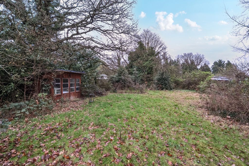 Property photo 2 of 21 Picture No. 10