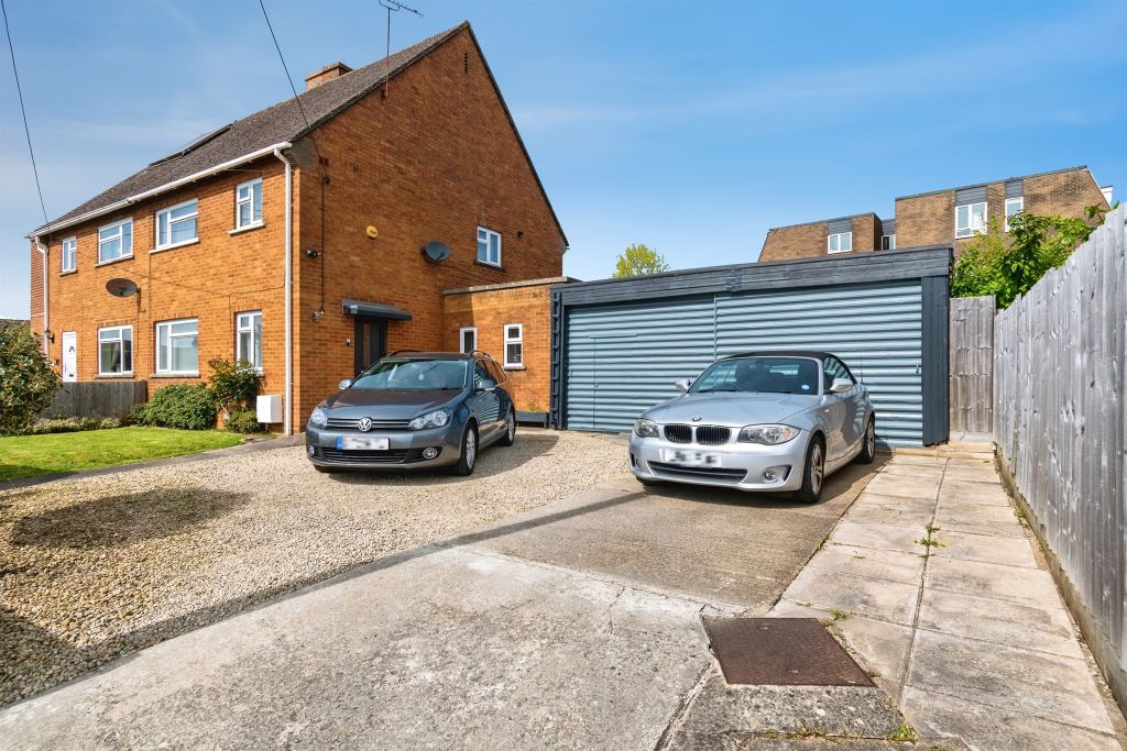 Property photo 1 of 20