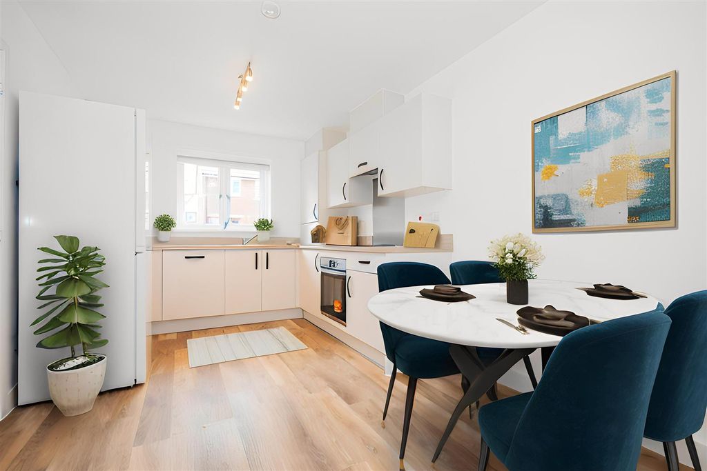 Property photo 3 of 10 3.Jpg