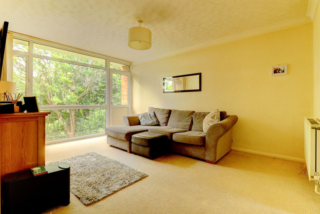 Property photo 2 of 10 Picture No. 06