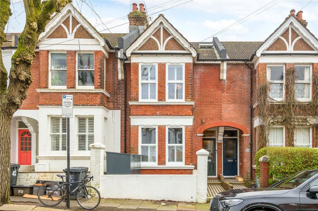 Property photo 1 of 23 Picture No. 12