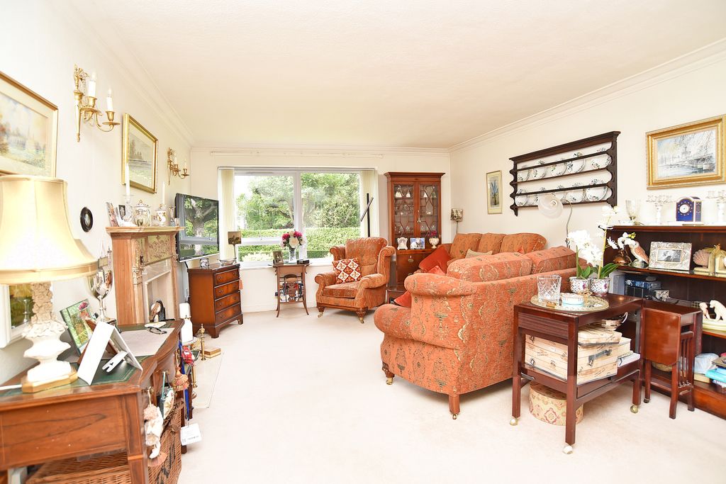 Property photo 3 of 9
