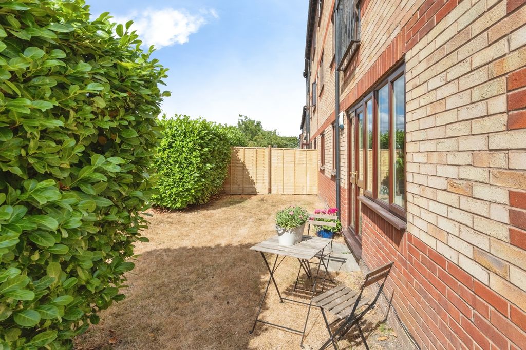 Property photo 1 of 11 Pbox-Img.Jpg