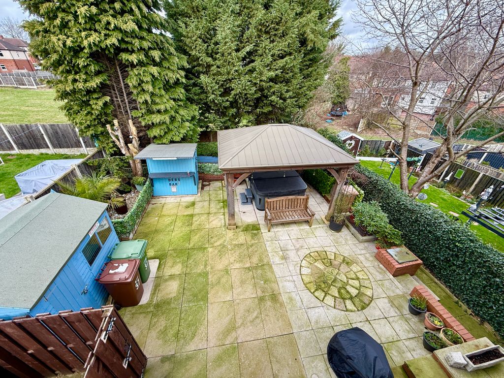 Property photo 3 of 17 Rear Garden