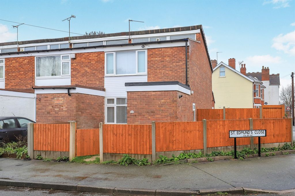 Property photo 2 of 14