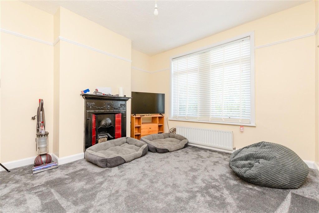 Property photo 2 of 9 Bedroom 1