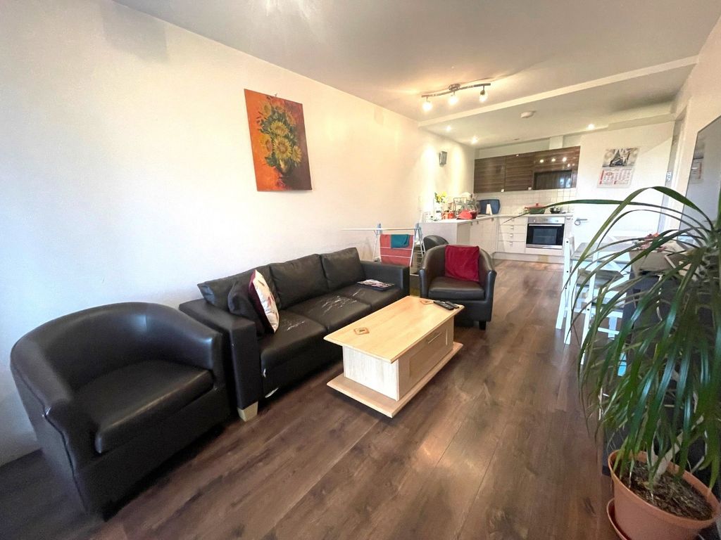 Property photo 3 of 9 3741102