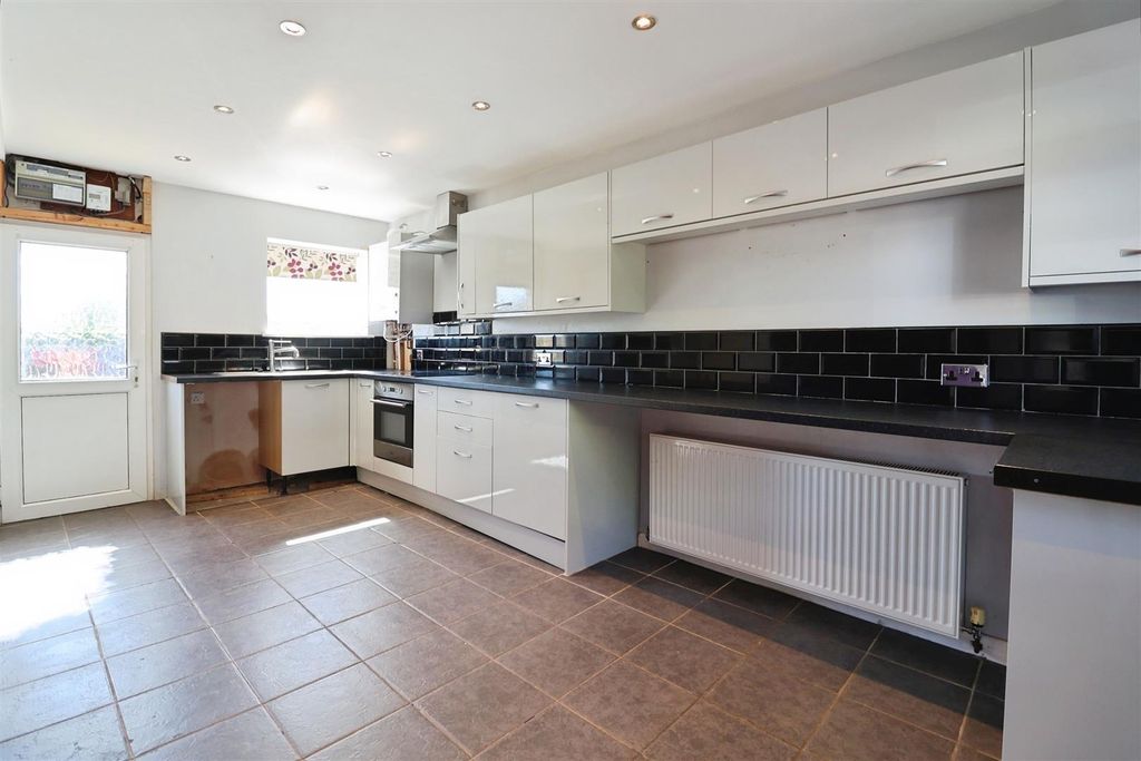 Property photo 3 of 22 3.Jpg