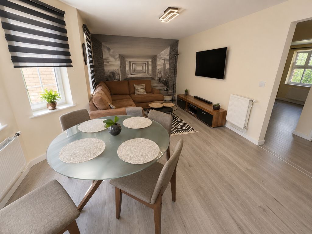 Property photo 2 of 7 5339371