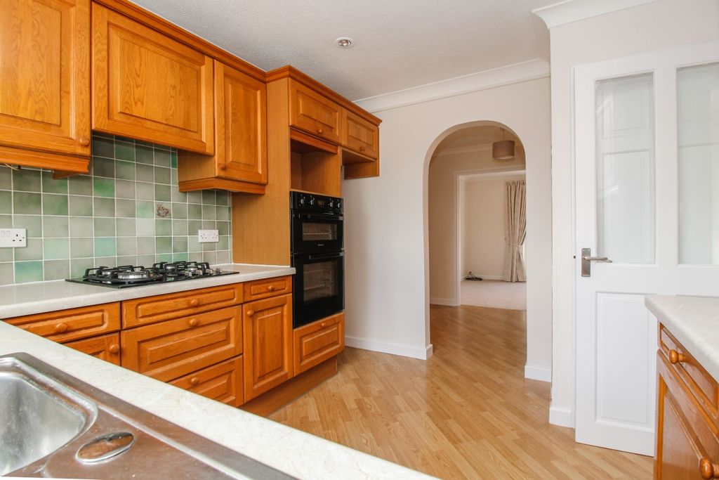 Property photo 3 of 8 9743