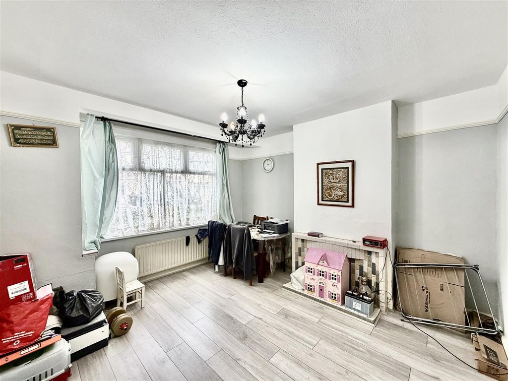 Property photo 2 of 11 Reception Room