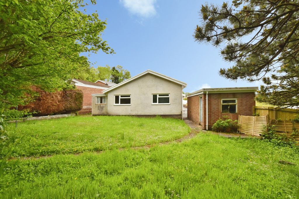 Property photo 2 of 19 Pbox-Img.Jpg