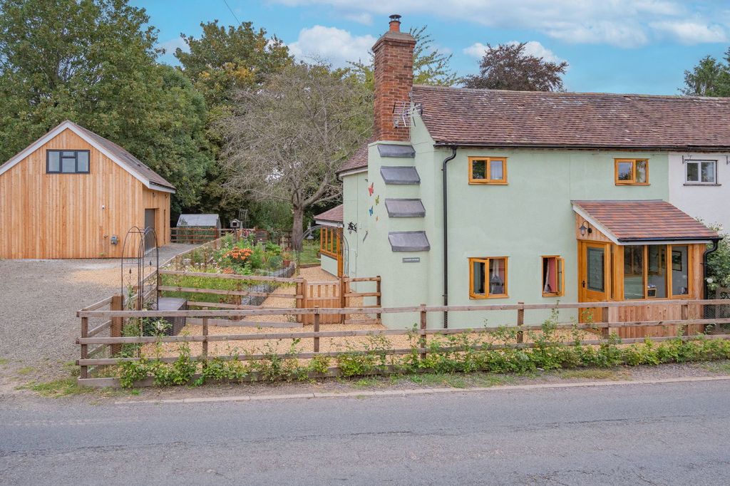Property photo 1 of 25