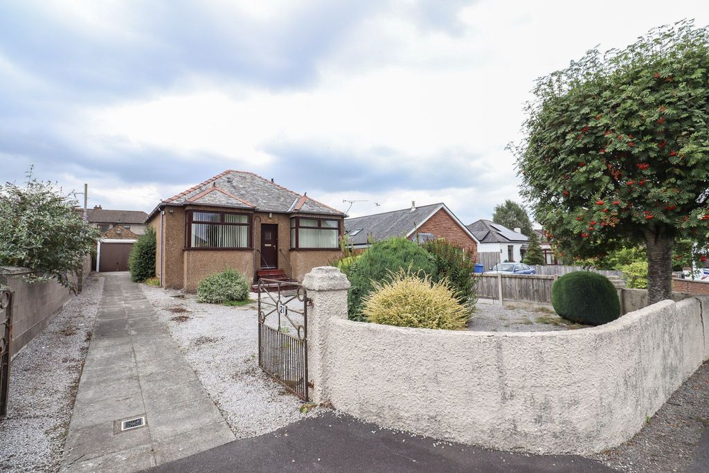 Property photo 2 of 24
