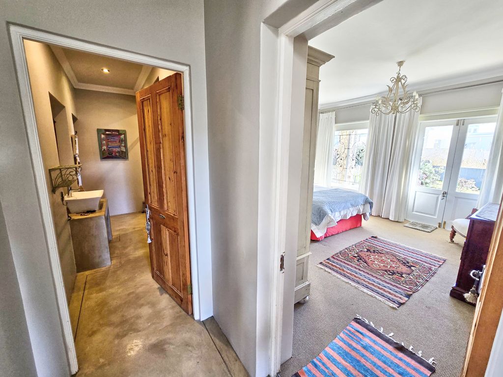 Property photo 3 of 30