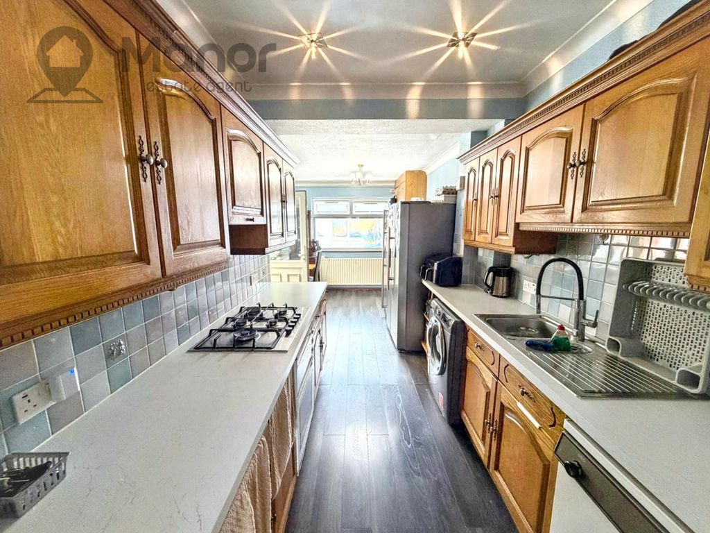 Property photo 3 of 24 Kitchen