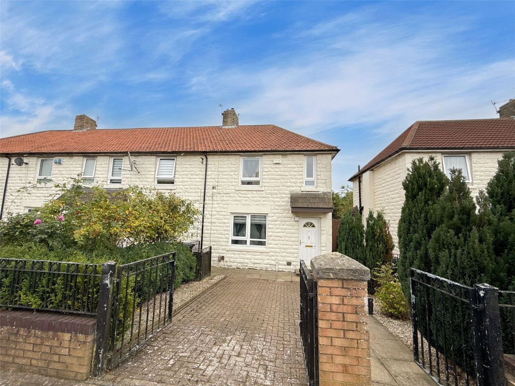 Property photo 1 of 13 External