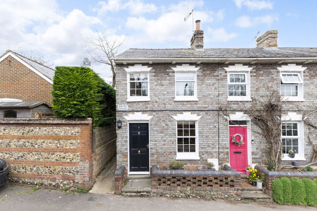 Property photo 1 of 17