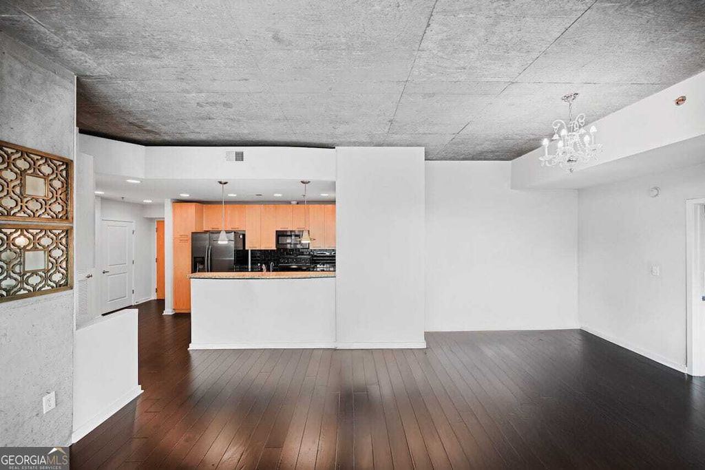Property photo 3 of 31 <Alttext/>