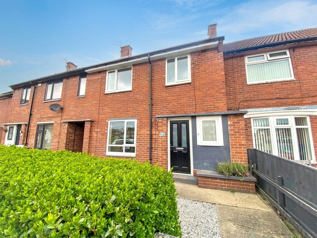 Property photo 2 of 18