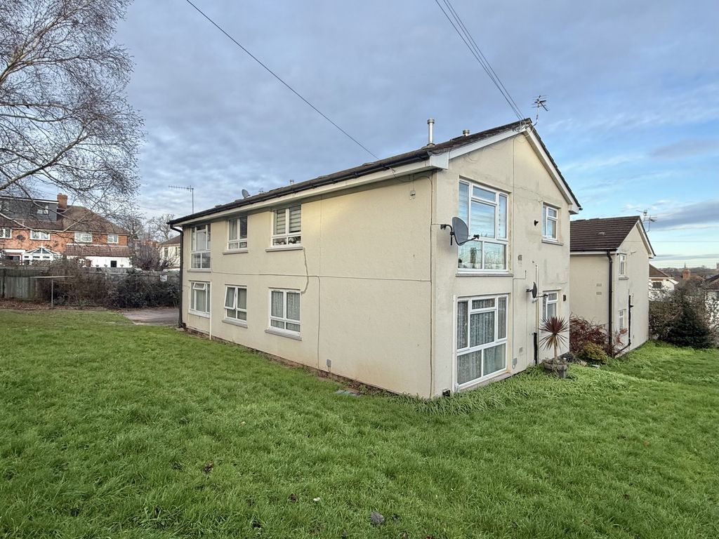 Property photo 1 of 11 Photo 11